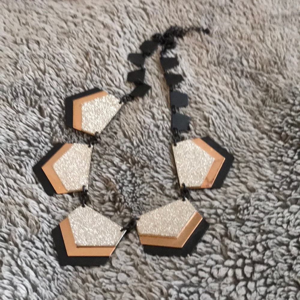 Necklace - Picture 2 of 2